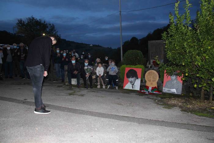 Joxi eta Joxean oroitu eta o 9 1602927380834