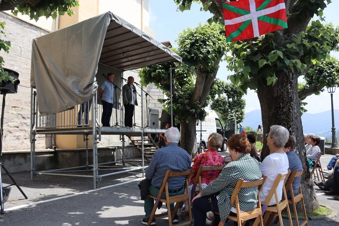 Larunbatean abiatuko dituzte Izaskungo jaiak