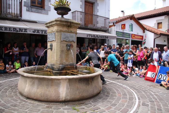 Muskerraren eguna Asteasun 91 1495373779120