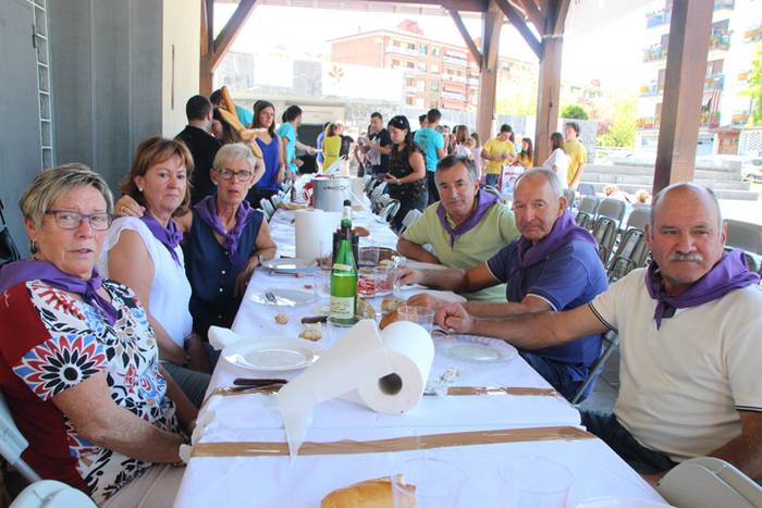 Kuadrillak bapo jarri dira I 53 1502547063027