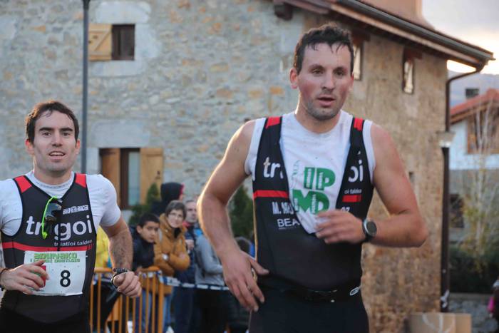 Alexander Ordeñana eta Zuriñ 114 1543079326383