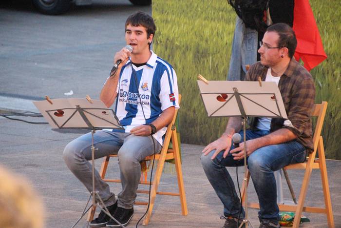 "Egin ezazue zuena eta izan  15 1505992515090