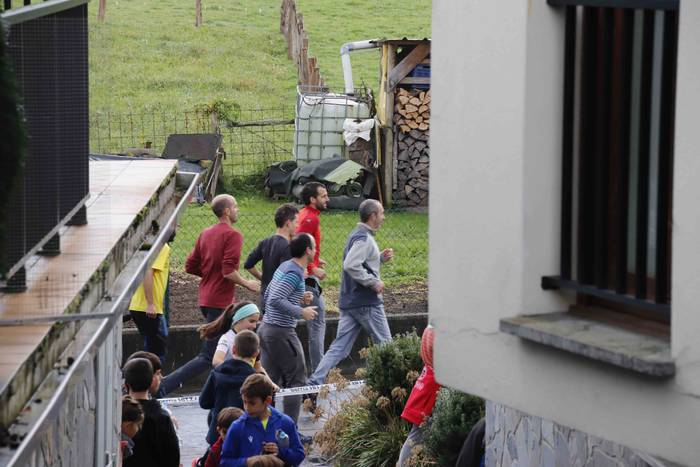 Ume krosa egin dute Amasako  35 1636802245215