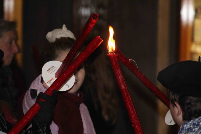 Errege magoen desfilea tolos 12 1546717632064