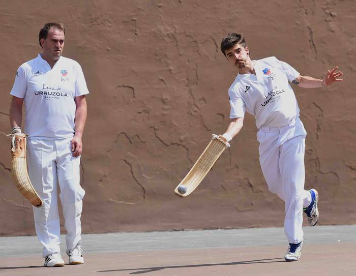 Ekitaldi hunkigarri, solidar 33 1654538303891