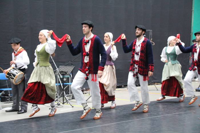 Kristikin eta dantza, Lizart 46 1496497239400