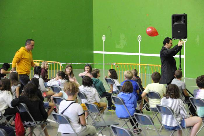 Asteasun festak apurtu du "n 7 1593430406386