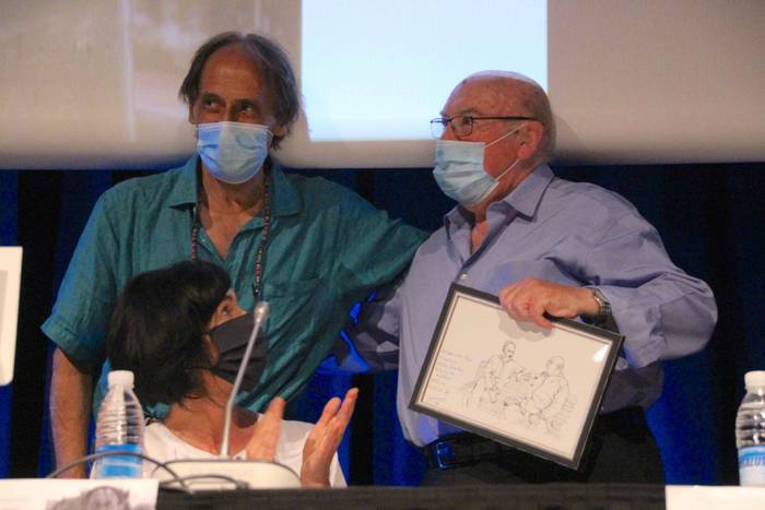 Antxon Elosegiren liburua au 16 1624267777780