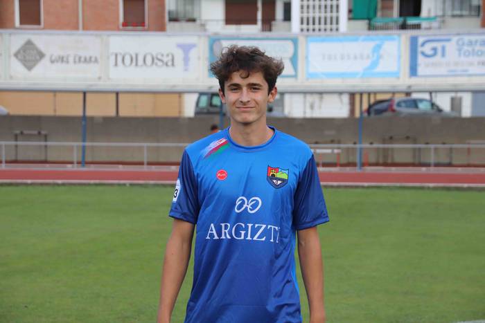 Tolosa CF-ko gizonezkoen fut 24 1662145473874