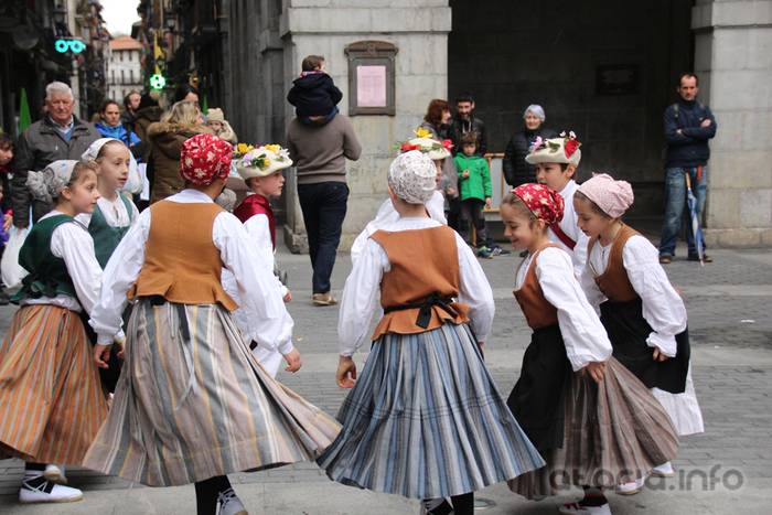 Dantzari Txiki eguna Tolosan 2016 30 1458400068525