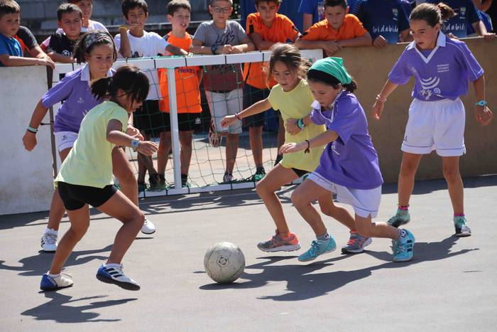 Kirol pixka bat, festan bete 45 1566471435351