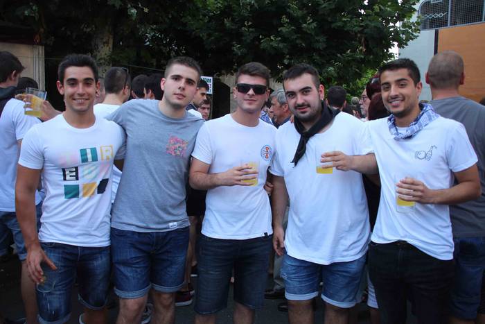 Bero sargoria, sagardoz bust 88 1532982803091