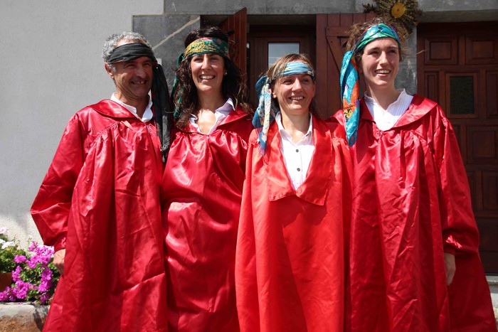 Emakumeak Adunako Axeri-dantzan, lehen aldiz - 123