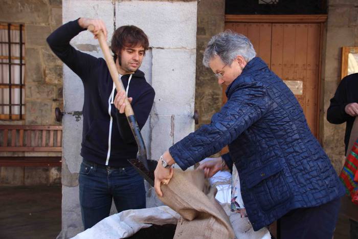 Herritarrei esker onez, konp 9 1555413759099