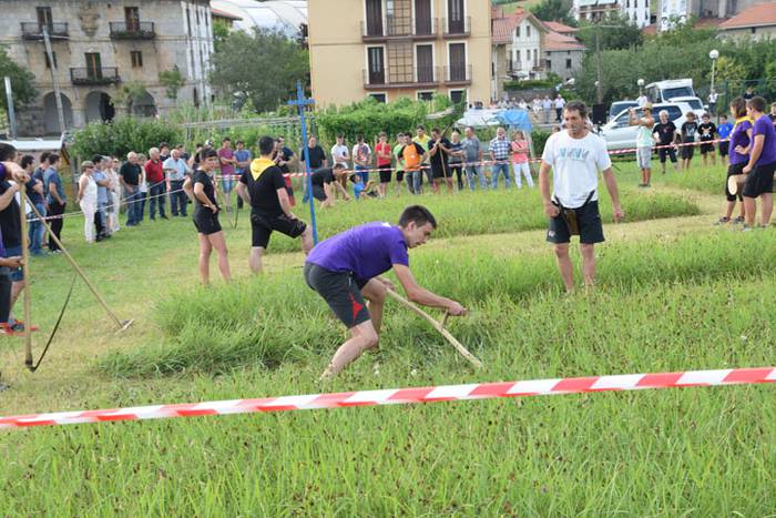 Zizurkilgo Ama Birjin jaiak 2016 3 1471284944075