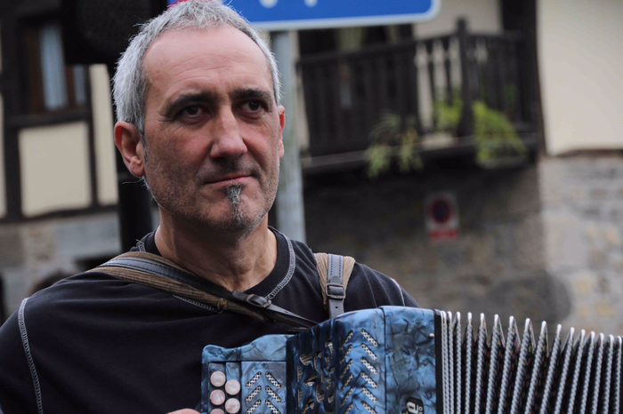 Bi bihotz zituen perfekzioni 15 1543674038118