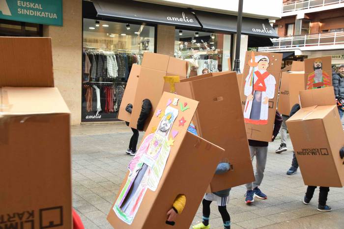 Erraldoi eta buruhandiak egi 37 1577448141195