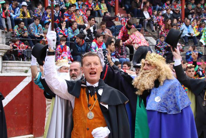 Lehenengo zezen festa, prime 4 1551374805745