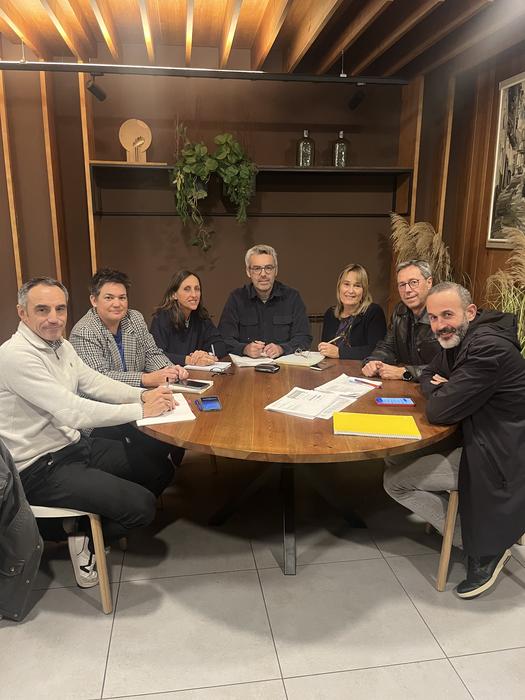 Udal gobernuarekin aurrekontu-proiektua hobetzeko eta adosteko saiakera egin arren, ez da posible izan