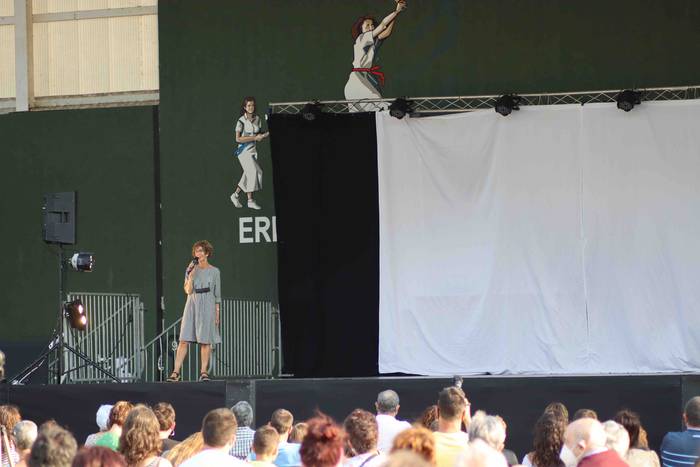 Mende laurdenari omenaldia e 3 1629569522666