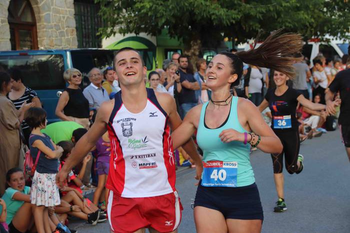 Elena Silvestre eta Xabier L 66 1567672453417