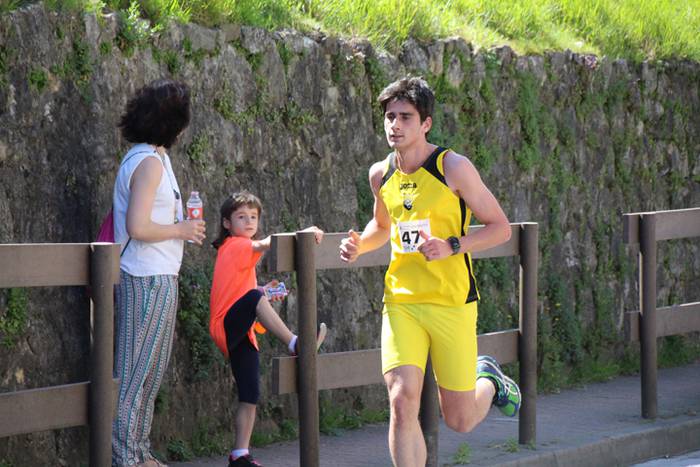 Haur, gazte eta heldu krosea 118 1491742458980