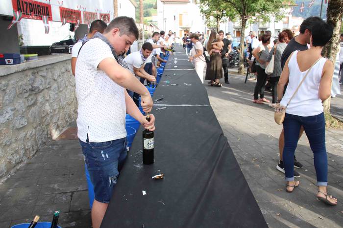 Harria, triala eta txakolina 93 1568486218446