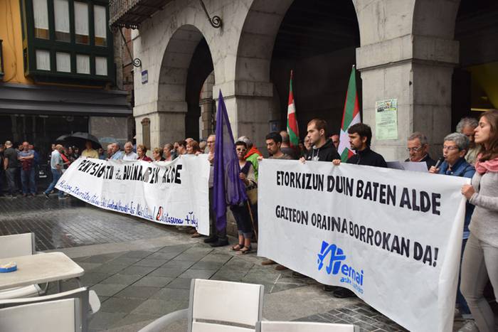 Pentsiodunen manifestazioa 50 1528548573233