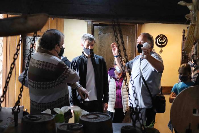 Ibilaldi gidatu-antzeztua eg 24 1621768551793