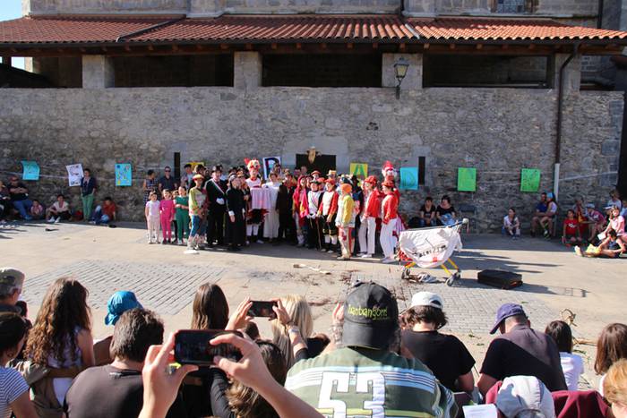 Dantza, kantua eta antzerkia 80 1494235941374