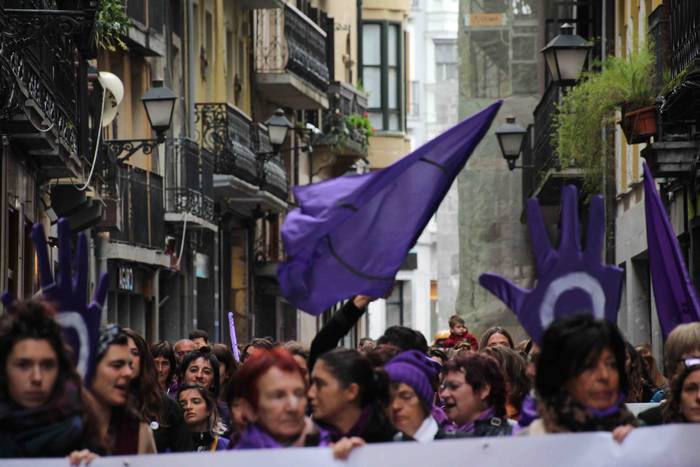 Diskurtsoak politika feminis 19 1543069894207