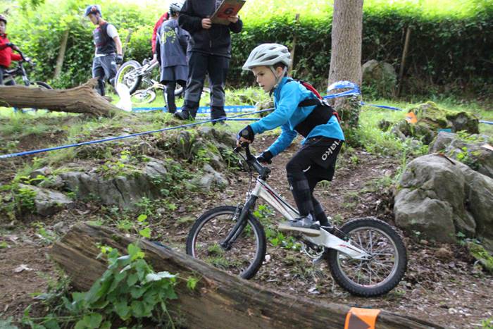 Oreka landuz, bi gurpilen ga 22 1525011720721