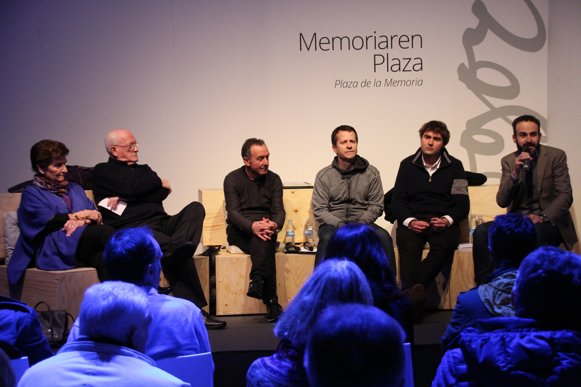 Argazki historiko bat eta hamaika bizipen, memoriarantz
