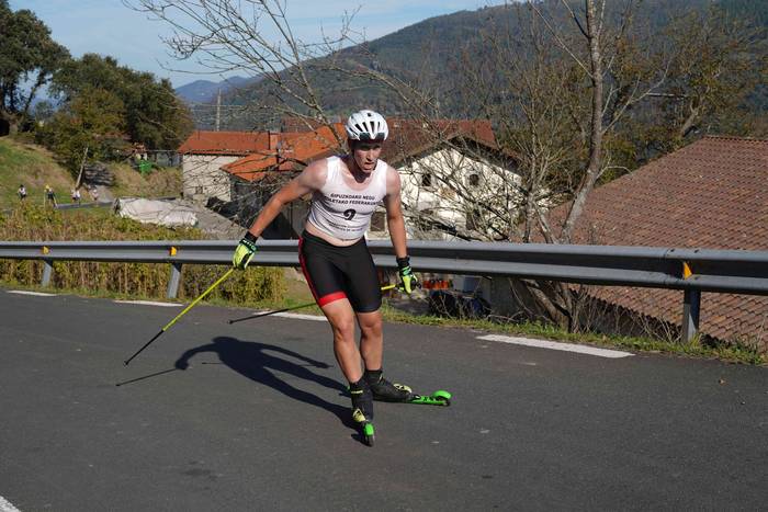 24. Hernialdeko Rollerski Ig 26 1760802667868