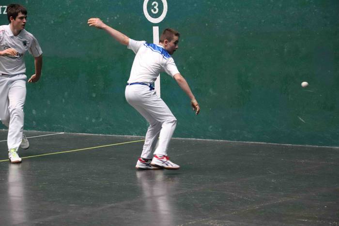 Gipuzkoa lau eta erdiko txap 14 1561377798430