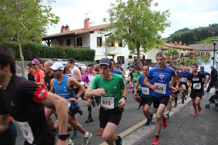 Aitziber Ibarbia eta Julen L 6 1493553752203