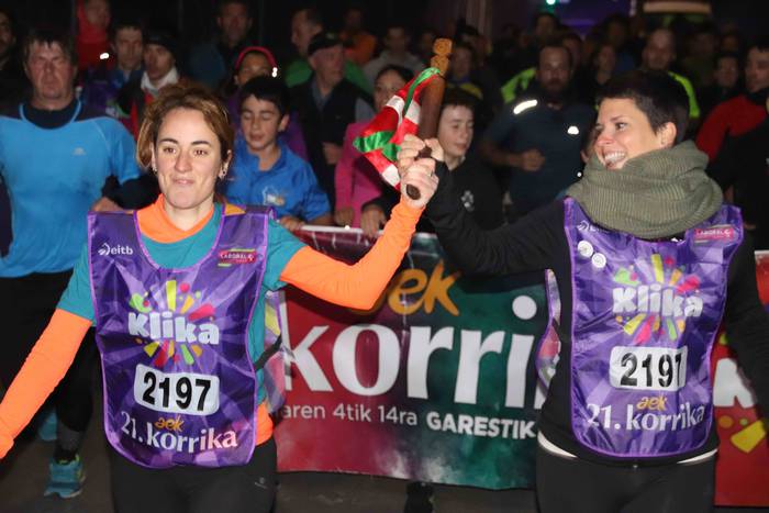 Orain, gaur eta hemen, dena  73 1555133890438