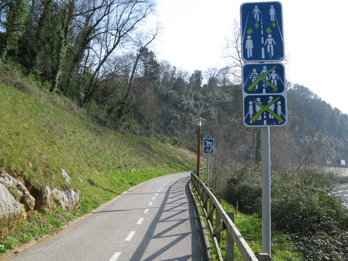 Hiru hilabetez itxita egongo da Usabalgo kirol parkea eta Olarrain auzoa lotzen dituen bidea