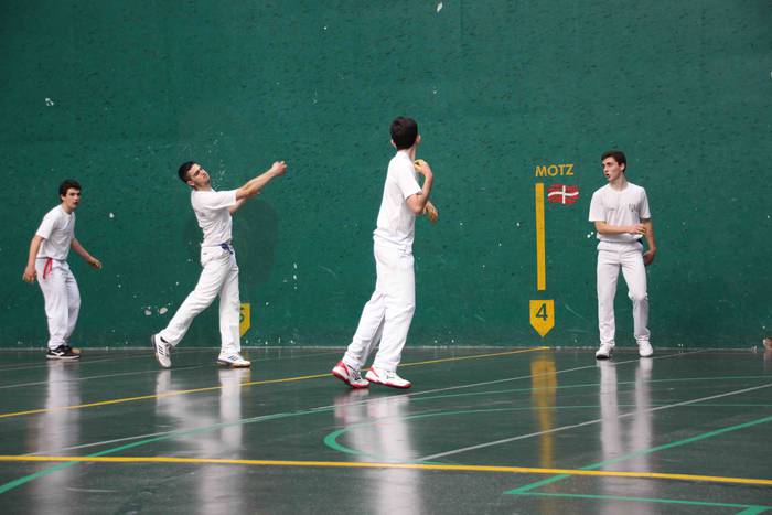 Alegiarrek ezin izan dute Oi 49 1623500200171