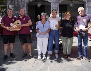 Irrintzi Elkarteak prestatu du isats gisaturik onena