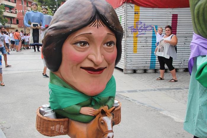 Morea nagusi plazan eta balk 34 1503489295962