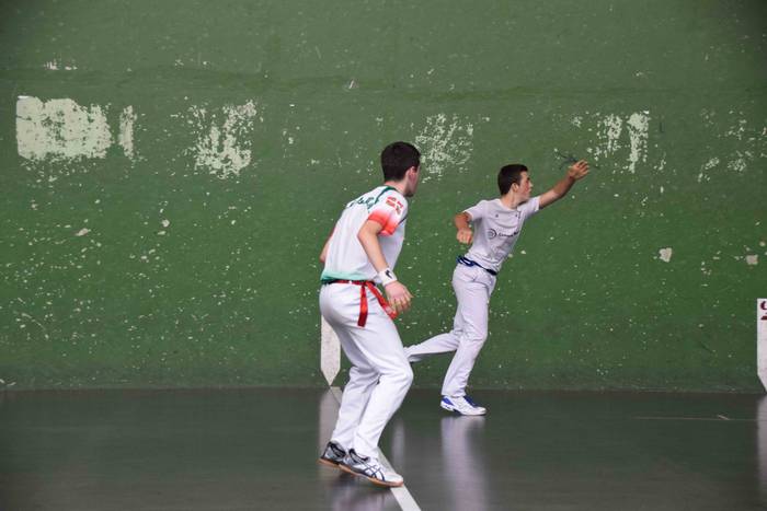 Eskuz Binakako Santio Txapel 8 1627541725041