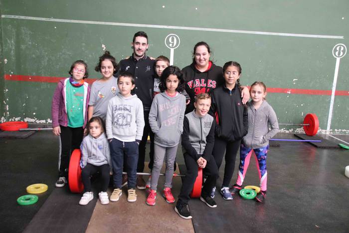 Kirola eta jolasa bat eginik 5 1576329732386