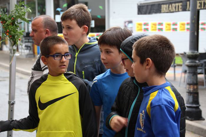 Baserritar eta artisauen bil 1 1506884602485