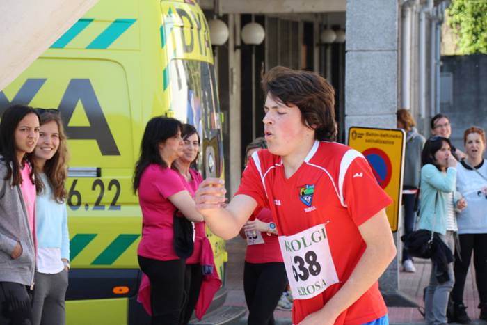 Haur, gazte eta heldu krosea 98 1491742352141