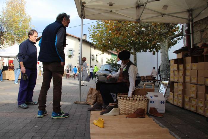 Auzolanaren fruitu, azoka 57 1541961392789