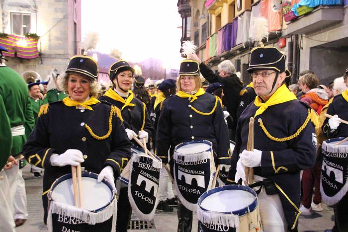 Danbor hotsen eguna 9 1582405351406