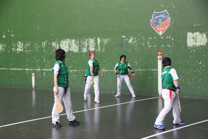 Behar Zana Emakumeen Pala Tx 11 1520711112068