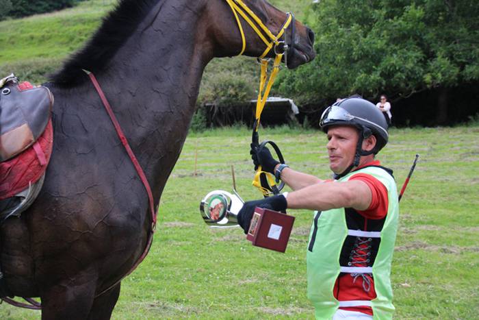 Zaldien gainean lehian 59 1497207462666