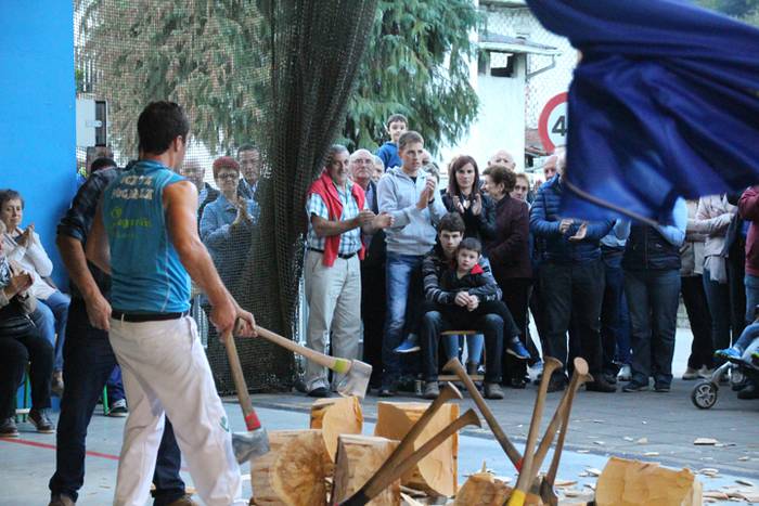 Erakustaldiz betetako arrats 16 1507489933299